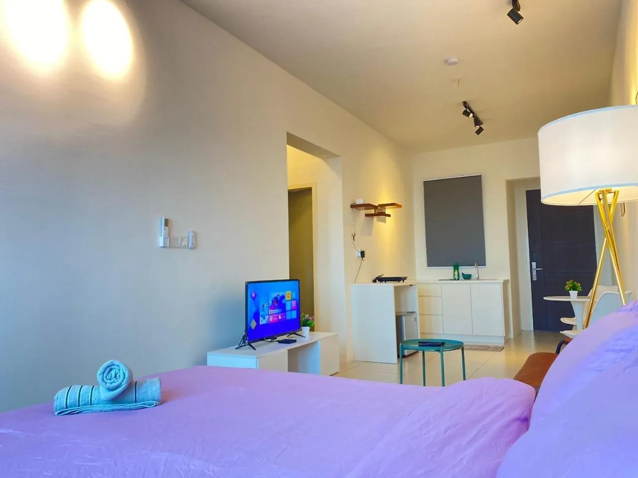 Jovial Modern Cozy Homestay 'Meritus Perai 0*,  Maleisië