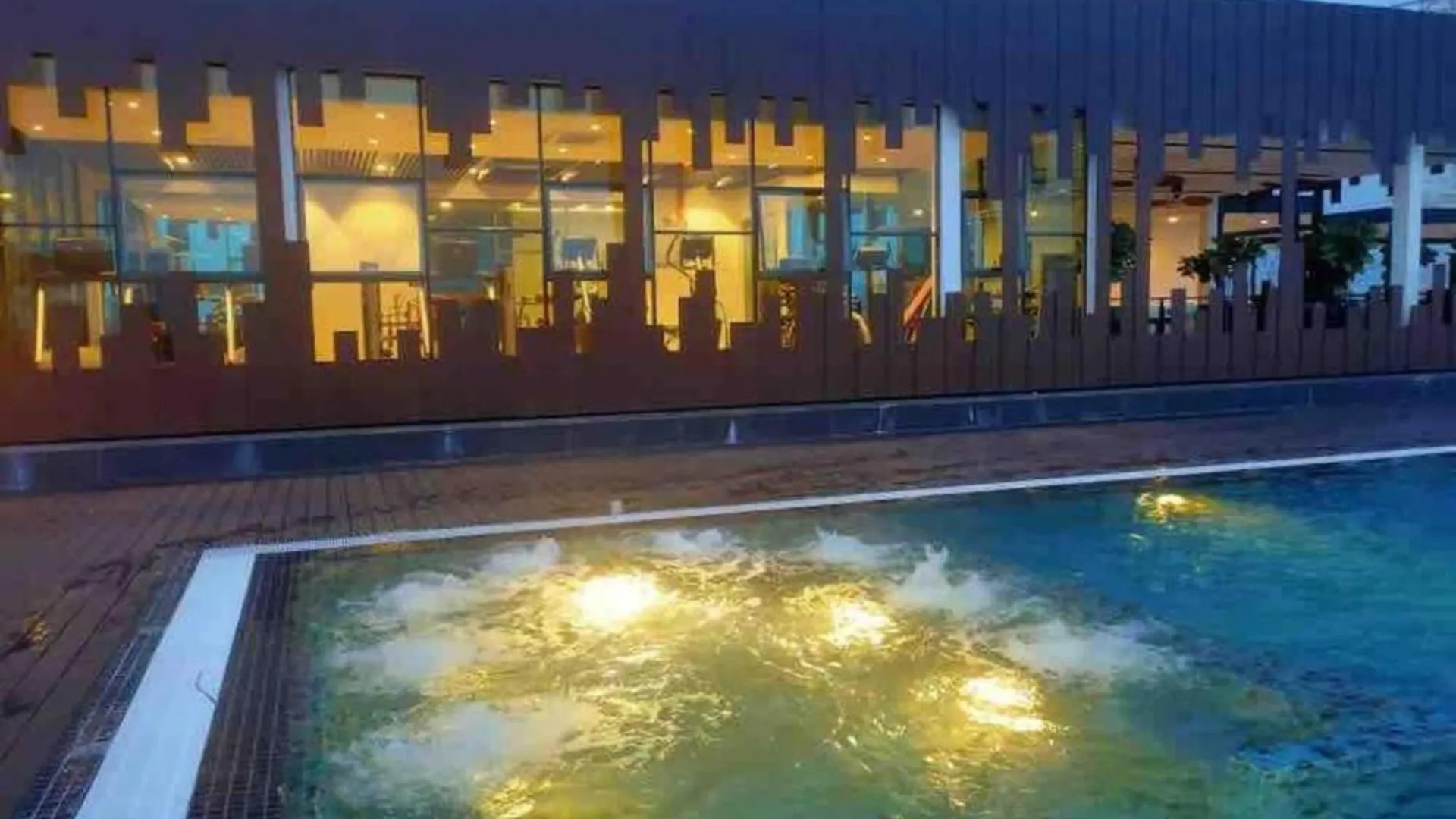 Jovial Modern Cozy Homestay 'Meritus Perai 0*,  Maleisië