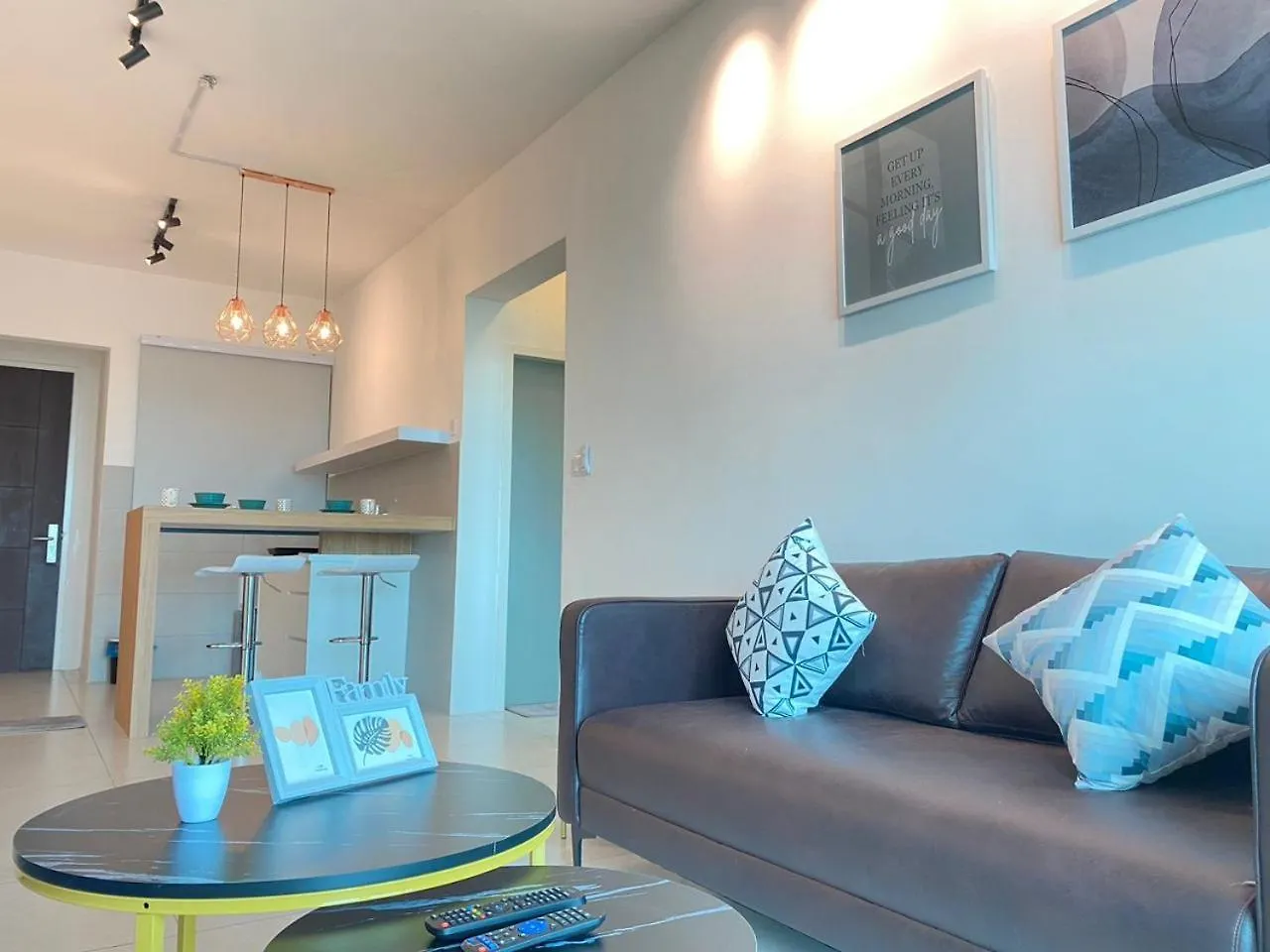 Apartment Jovial Modern Cozy Homestay 'Meritus Perai