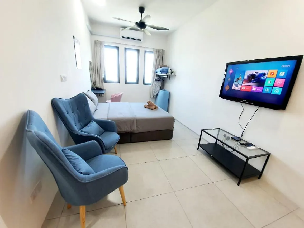 Jovial Modern Cozy Homestay 'Meritus Perai 0*,  Malaysia