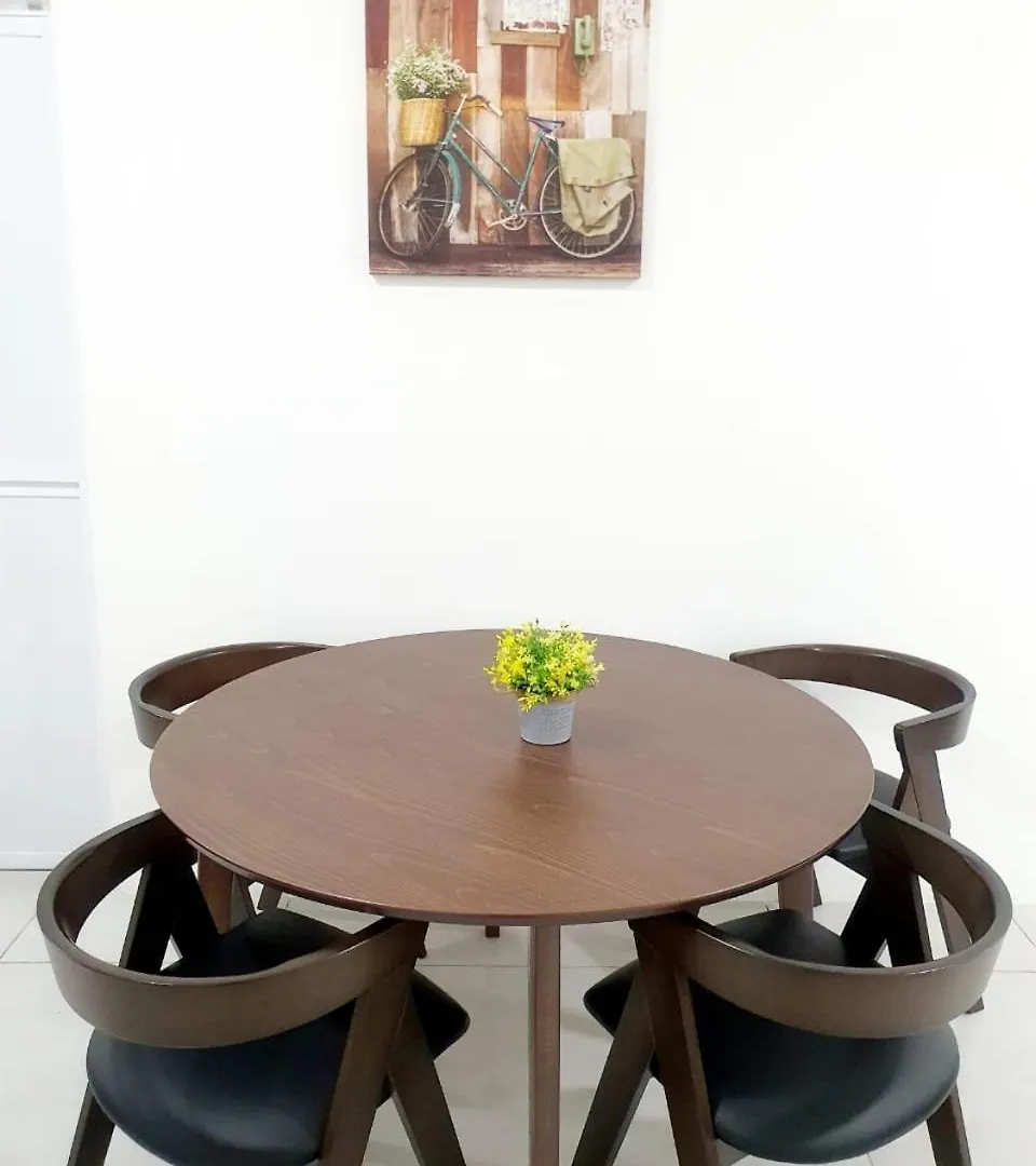 Apartment Jovial Modern Cozy Homestay 'Meritus Perai