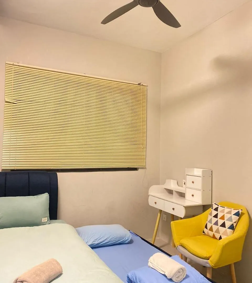 Jovial Modern Cozy Homestay 'Meritus Perai Apartment