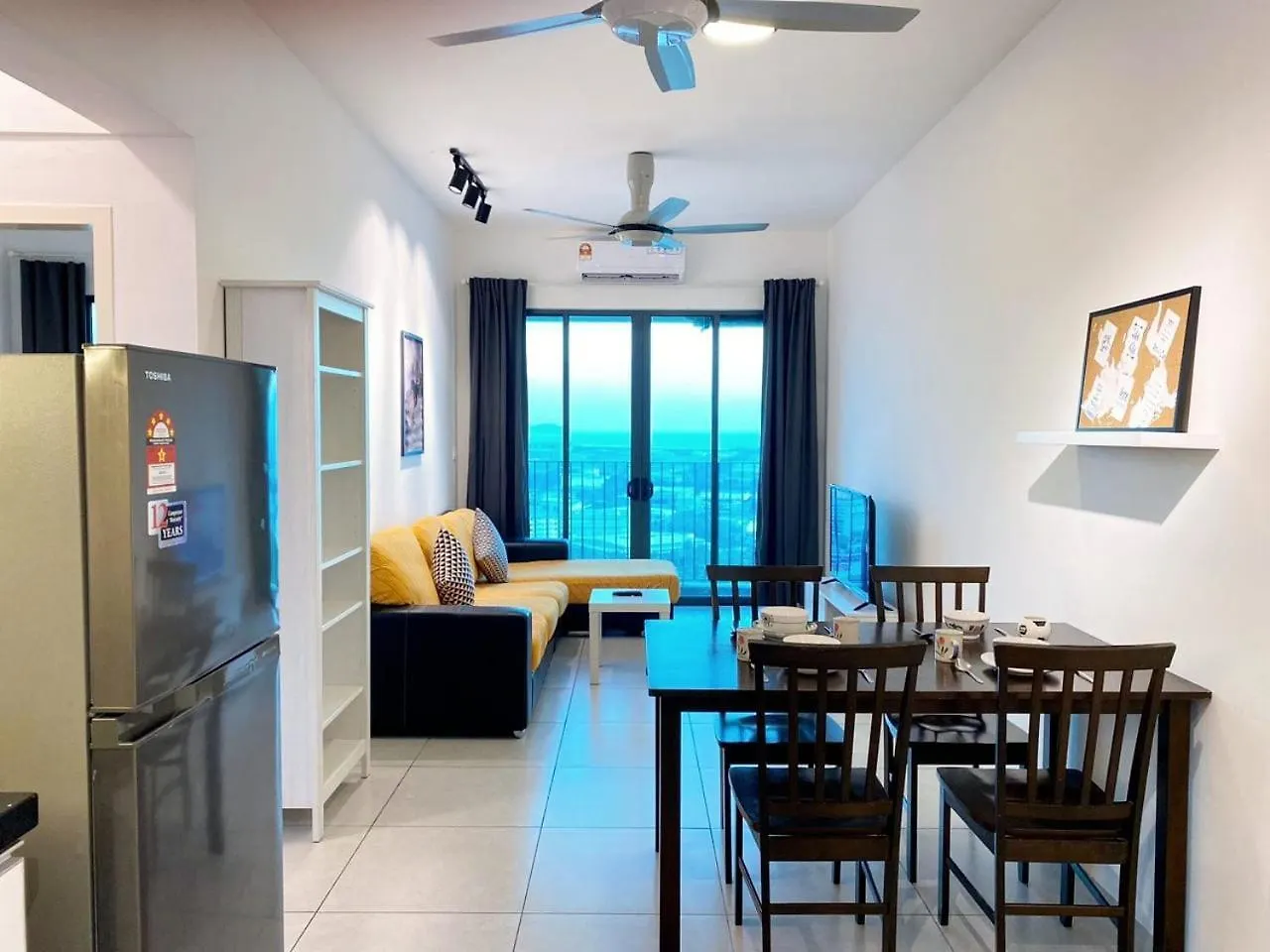 Jovial Modern Cozy Homestay 'Meritus Perai Apartment
